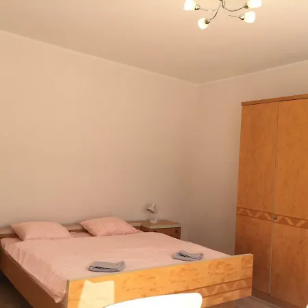 Przy Plazy Kamienna Gora