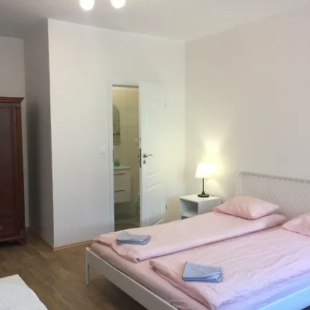 Przy Plazy Kamienna Gora